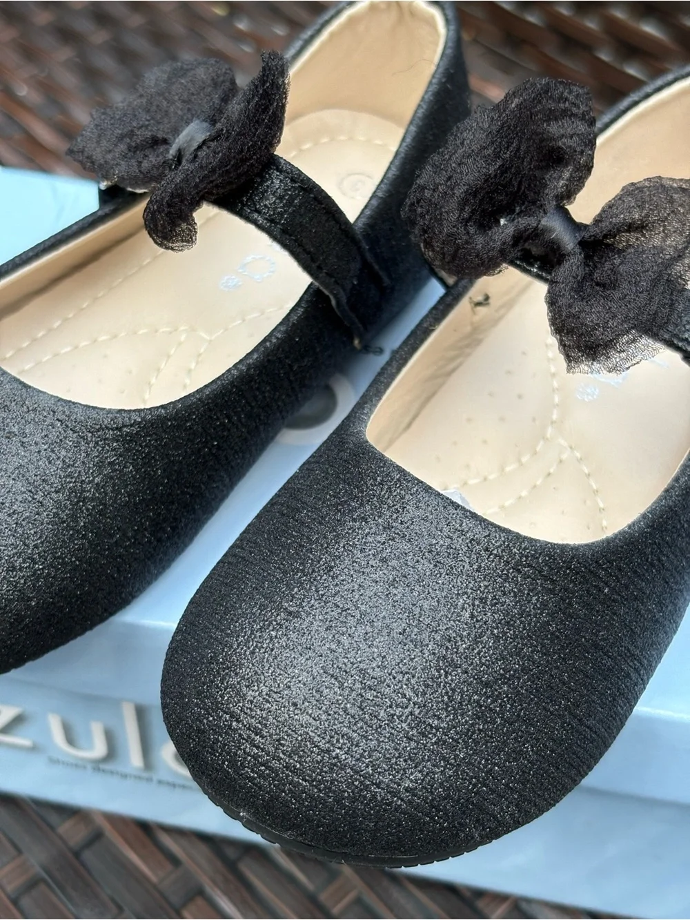 Girls Black Mary Jane Dress Shoes with bow Accent